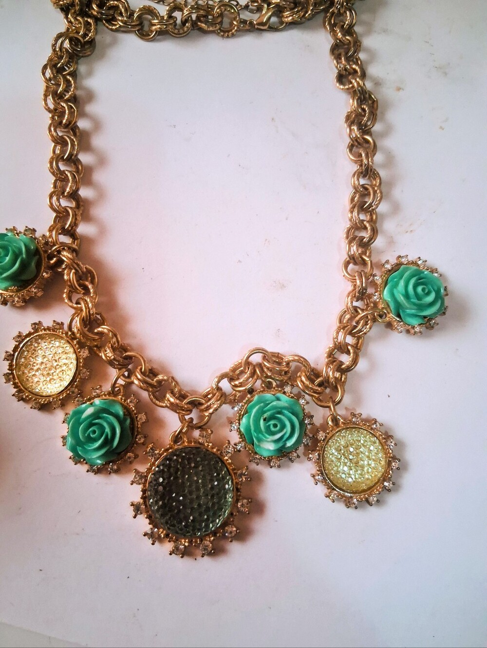 vintage-style gold-tone charm statement necklace